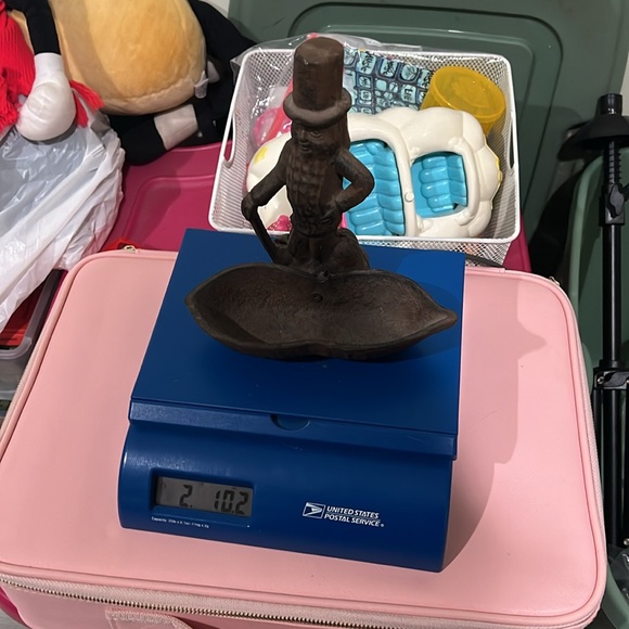 Mr. Peanut Nut Holder Vintage Cast Iron Barware Peanut Dish-price is for ONE! - Picture 11 of 11